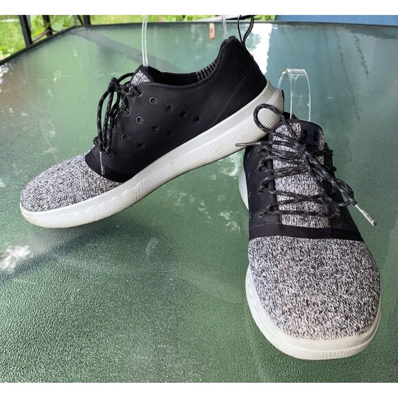 Under Armour UA Men's Shoes Size 8 Charged Black Running Sneakers 1288347-001 - Picture 3 of 8